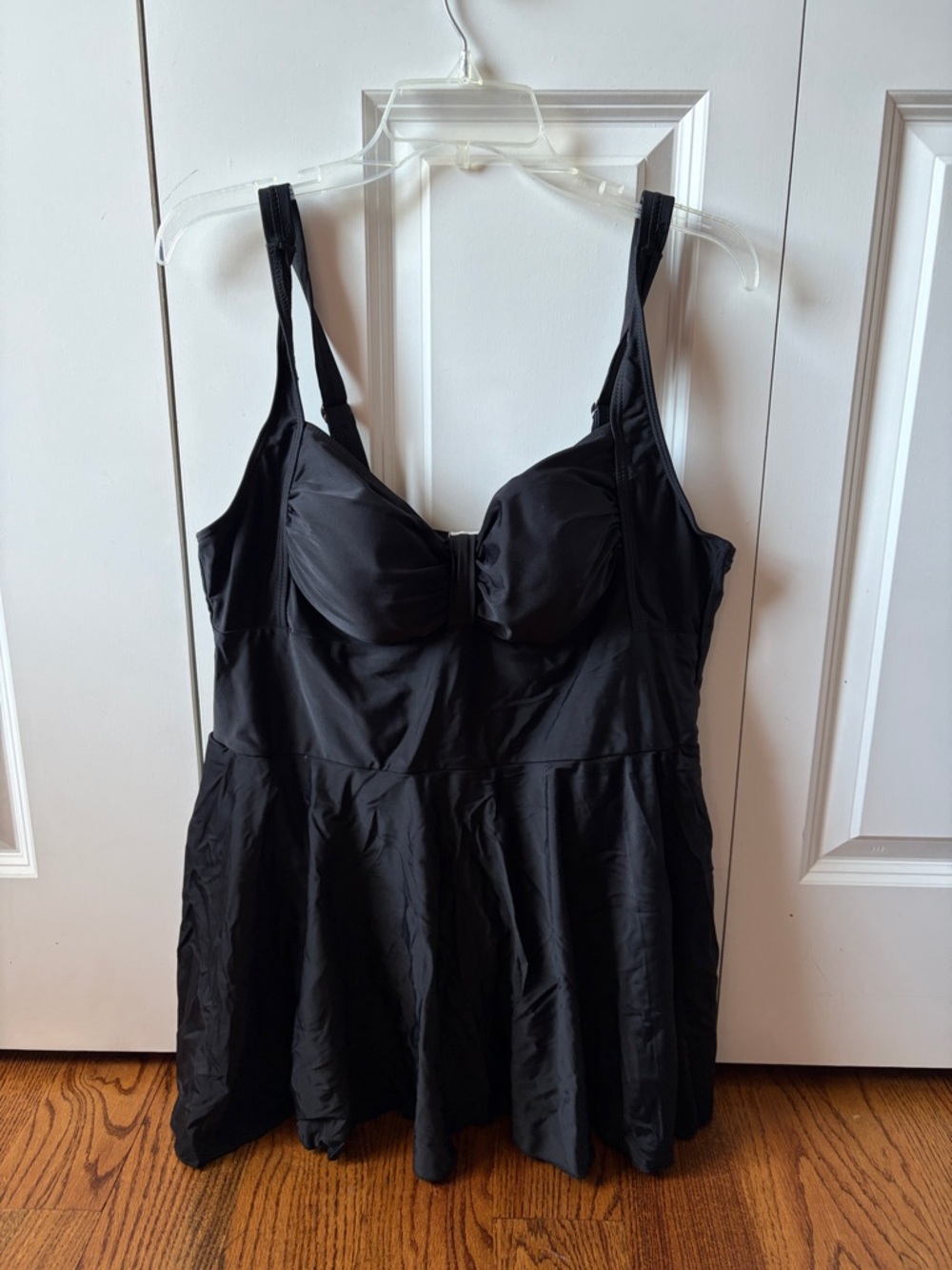 Chicsoul Classic Black Swimdress with Built-In Cups Size 3X New